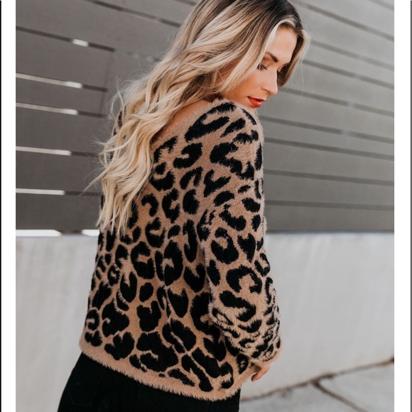WHITLEY Leopard Print Sweater - Picture 7 of 8